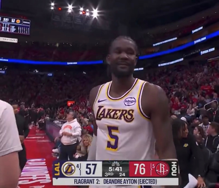 KOK体育-艾顿遭驱逐，湖人vs火箭激战未现横扫|NBA|体育赛事讨论|休斯敦火箭队|德安德烈·艾顿|洛杉矶湖人队_新浪体育_新浪新闻